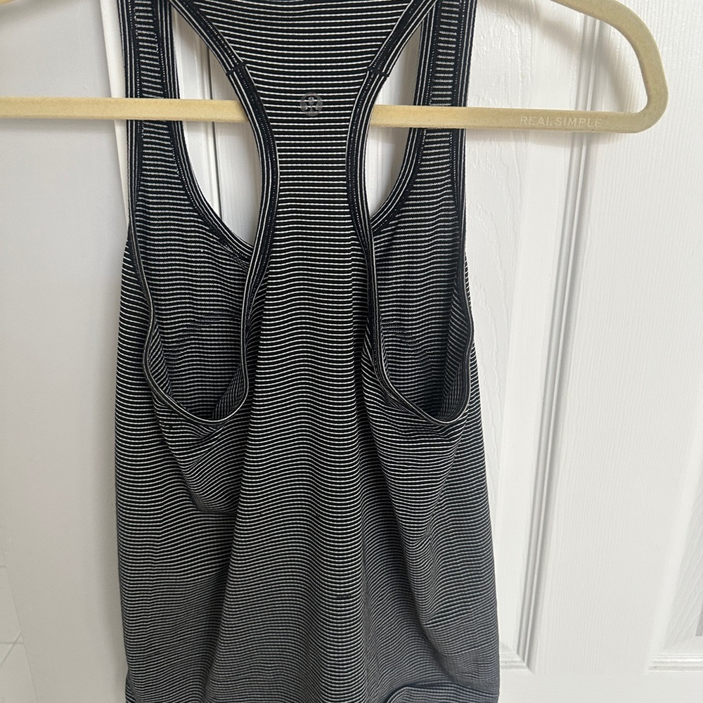 Lululemon Swiftly Tech Racerback - Picture 2 of 3